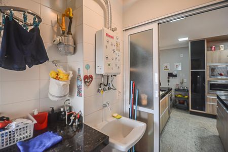 Apartamento à venda com 106m², 3 quartos e 2 vagasÁrea de Serviço