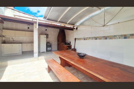 Foto 01 de casa à venda com 3 quartos, 161m² em Castelo, Belo Horizonte