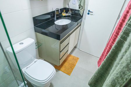 Casa de condomínio à venda com 127m², 3 quartos e 2 vagas Casa de condomínio à venda com 127m², 3 quartos e 2 vagasBanheiro