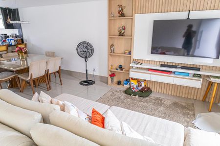 Sala de casa de condomínio à venda com 3 quartos, 127m² em Trevo, Belo Horizonte