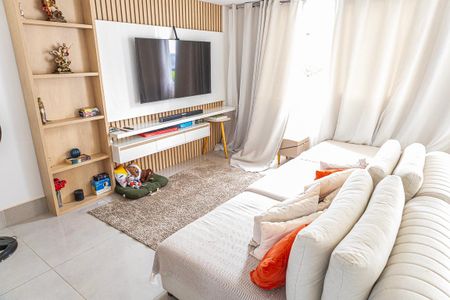 Sala de casa de condomínio à venda com 3 quartos, 127m² em Trevo, Belo Horizonte