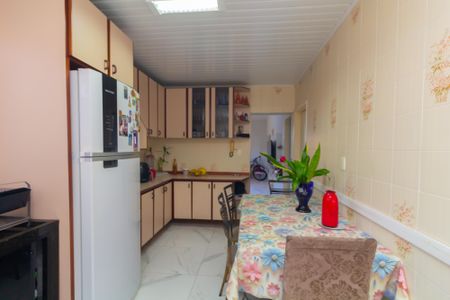 Casa à venda com 468m², 7 quartos e 3 vagas Casa à venda com 468m², 7 quartos e 3 vagasCozinha