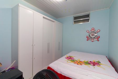 Casa à venda com 468m², 7 quartos e 3 vagas Casa à venda com 468m², 7 quartos e 3 vagasQuarto 2