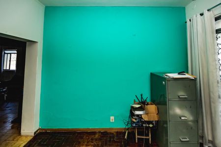 Casa à venda com 2 quartos, 163m² em Santa Terezinha, Belo Horizonte