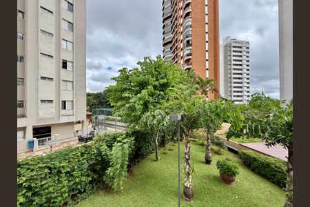 Apartamento à venda com 155m², 3 quartos e 3 vagas Apartamento à venda com 155m², 3 quartos e 3 vagasVista