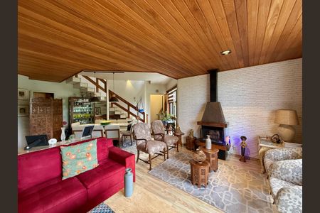 Apartamento à venda com 155m², 3 quartos e 3 vagas Apartamento à venda com 155m², 3 quartos e 3 vagasSala