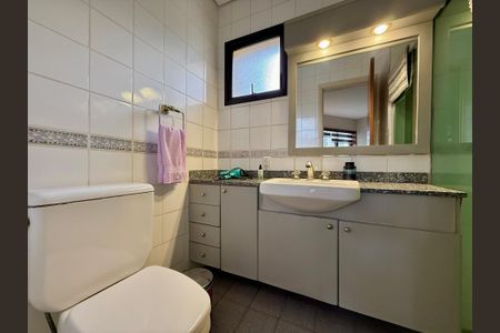 Apartamento à venda com 155m², 3 quartos e 3 vagas Apartamento à venda com 155m², 3 quartos e 3 vagasBanheiro Social