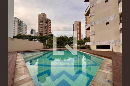 Apartamento à venda com 155m², 3 quartos e 3 vagas Apartamento à venda com 155m², 3 quartos e 3 vagasPiscina