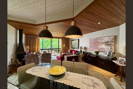 Apartamento à venda com 155m², 3 quartos e 3 vagas Apartamento à venda com 155m², 3 quartos e 3 vagasSala