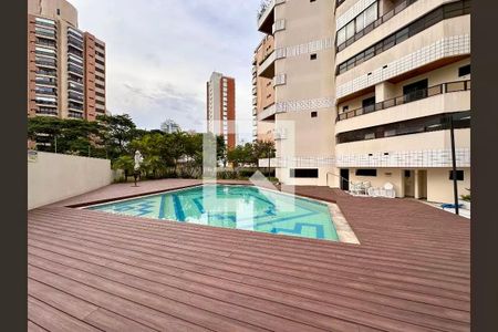 Apartamento à venda com 155m², 3 quartos e 3 vagas Apartamento à venda com 155m², 3 quartos e 3 vagasPiscina