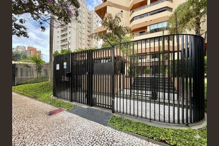 Apartamento à venda com 155m², 3 quartos e 3 vagas Apartamento à venda com 155m², 3 quartos e 3 vagasFachada