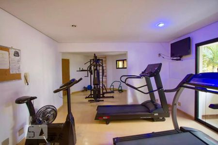 Apartamento à venda com 155m², 3 quartos e 3 vagas Apartamento à venda com 155m², 3 quartos e 3 vagasAcademia