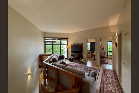 Apartamento à venda com 155m², 3 quartos e 3 vagas Apartamento à venda com 155m², 3 quartos e 3 vagasSala Íntima