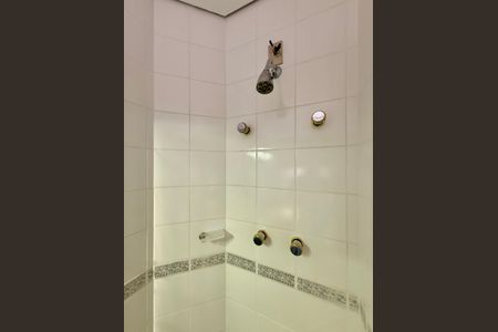 Apartamento à venda com 155m², 3 quartos e 3 vagas Apartamento à venda com 155m², 3 quartos e 3 vagasBanheiro Social