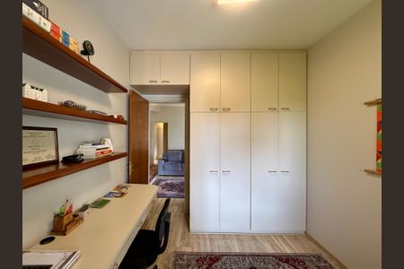 Apartamento à venda com 155m², 3 quartos e 3 vagas Apartamento à venda com 155m², 3 quartos e 3 vagasQuarto 2