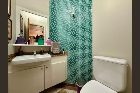 Apartamento à venda com 155m², 3 quartos e 3 vagas Apartamento à venda com 155m², 3 quartos e 3 vagasLavabo