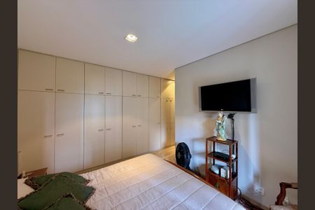 Apartamento à venda com 155m², 3 quartos e 3 vagas Apartamento à venda com 155m², 3 quartos e 3 vagasSuíte