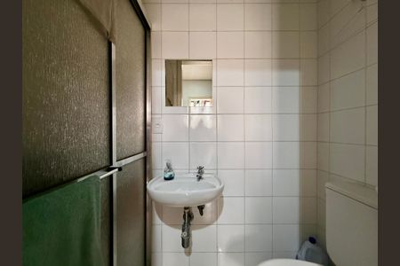 Apartamento à venda com 155m², 3 quartos e 3 vagas Apartamento à venda com 155m², 3 quartos e 3 vagasBanheiro de Serviço