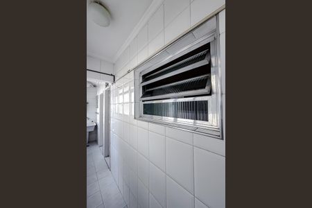 Apartamento à venda com 77m², 2 quartos e 1 vagaÁrea de Serviço