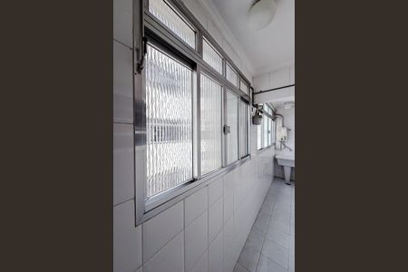 Apartamento à venda com 77m², 2 quartos e 1 vagaÁrea de Serviço