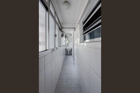 Apartamento à venda com 77m², 2 quartos e 1 vagaÁrea de Serviço