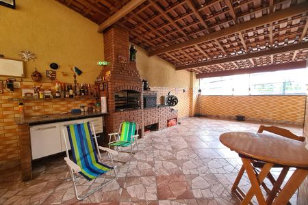 Casa à venda com 340m², 4 quartos e 1 vagaChurrasqueira