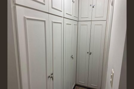 Apartamento à venda com 230m², 4 quartos e 4 vagasQuarto