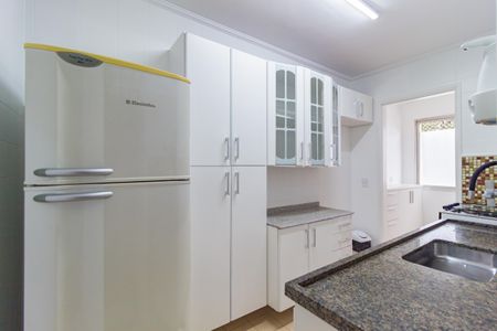 Apartamento para alugar com 63m², 2 quartos e 2 vagas Apartamento para alugar com 63m², 2 quartos e 2 vagasCozinha