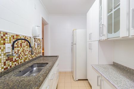 Apartamento para alugar com 63m², 2 quartos e 2 vagas Apartamento para alugar com 63m², 2 quartos e 2 vagasCozinha