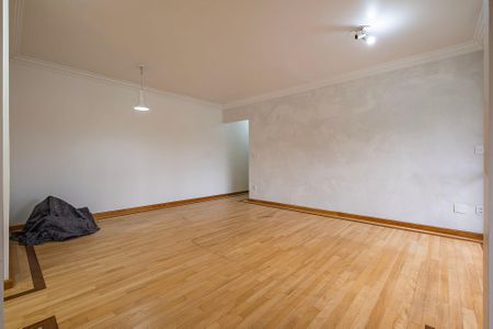 Apartamento à venda com 94m², 2 quartos e 2 vagas Apartamento à venda com 94m², 2 quartos e 2 vagasSala