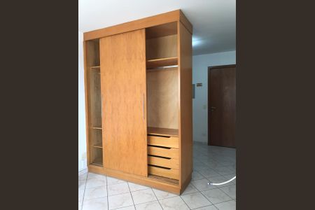 Sala/Quarto de apartamento à venda com 1 quarto, 27m² em Brooklin Novo, São Paulo