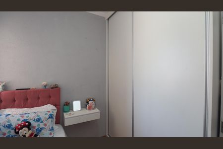 Apartamento à venda com 70m², 3 quartos e 2 vagasQuarto 2