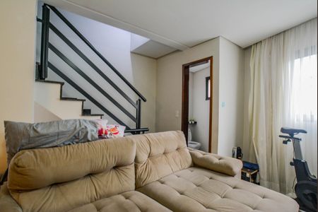 Sala de casa à venda com 2 quartos, 140m² em Vila Curuçá, Santo André