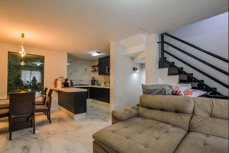 Sala de casa à venda com 2 quartos, 140m² em Vila Curuçá, Santo André