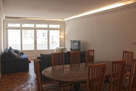 Sala de apartamento para alugar com 3 quartos, 134m² em Gonzaga, Santos