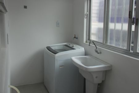 Apartamento para alugar com 134m², 3 quartos e 1 vagaÁrea de Serviço