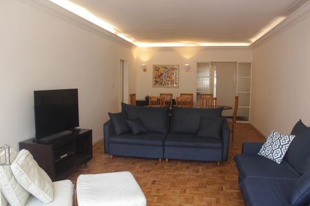 Sala de apartamento para alugar com 3 quartos, 134m² em Gonzaga, Santos