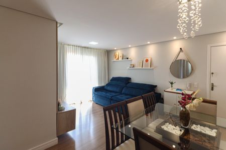 Apartamento à venda com 63m², 2 quartos e 1 vaga Apartamento à venda com 63m², 2 quartos e 1 vagaSala