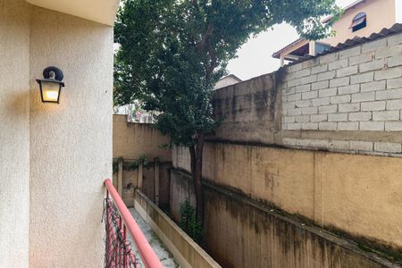 Apartamento à venda com 63m², 2 quartos e 1 vaga Apartamento à venda com 63m², 2 quartos e 1 vagaVaranda