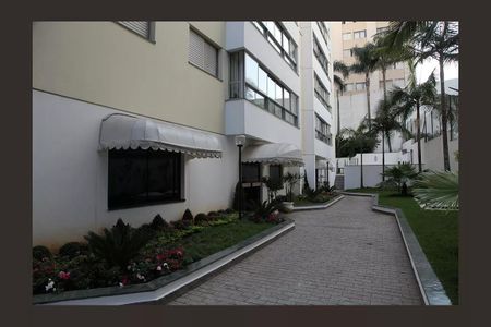 Apartamento à venda com 168m², 4 quartos e 2 vagasÁrea comum