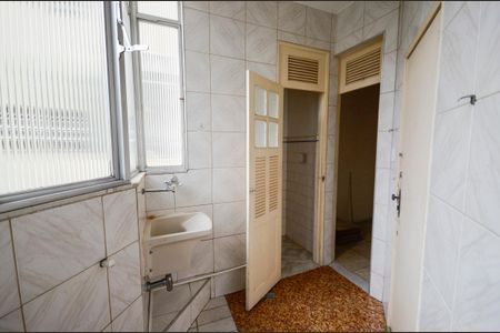 Apartamento à venda com 100m², 2 quartos e sem vagaÁrea de Serviço