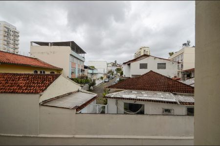 Apartamento à venda com 100m², 2 quartos e sem vagaSala