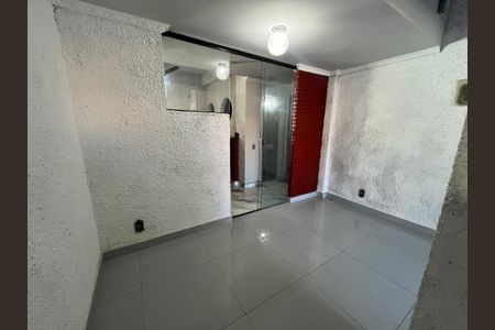 Apartamento à venda com 80m², 2 quartos e 1 vagaSala