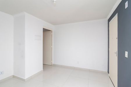 Sala de apartamento para alugar com 2 quartos, 48m² em Conjunto Residencial José Bonifácio, São Paulo