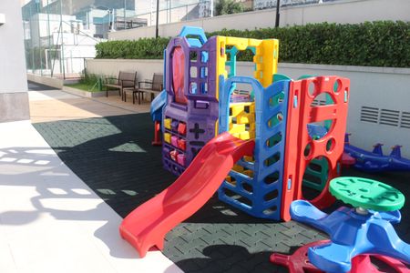 Apartamento para alugar com 63m², 2 quartos e 2 vagasÁrea comum - Playground