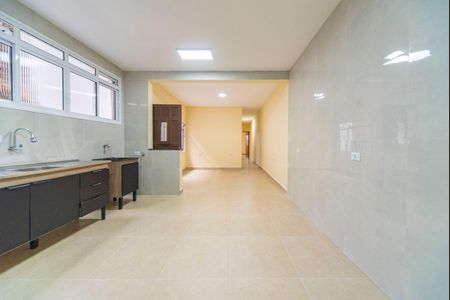 Casa para alugar com 100m², 2 quartos e sem vagaCozinha e Área de Serviço