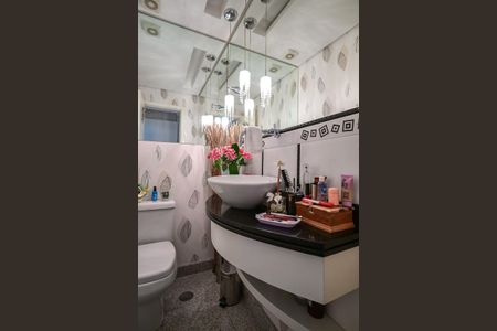 Apartamento para alugar com 211m², 3 quartos e 3 vagasLavabo