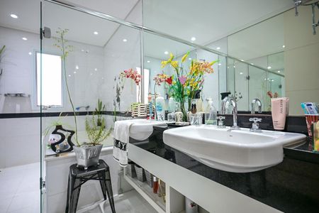 Apartamento para alugar com 211m², 3 quartos e 3 vagasBanheiro da Suíte  3