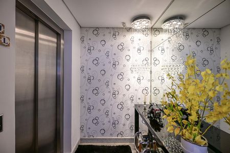 Apartamento para alugar com 211m², 3 quartos e 3 vagasHall Privativo