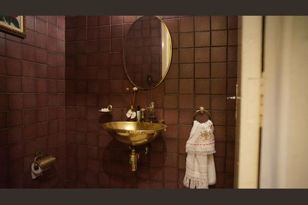 Casa para alugar com 175m², 6 quartos e 3 vagasLavabo